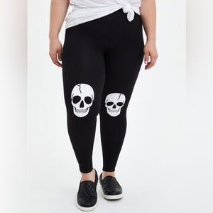 NEW Torrid Black Skull leggings, 4X
